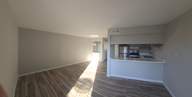 308 SW Miracle Strip Pkwy Parkway 27 C, Fort Walton Beach, FL 32548