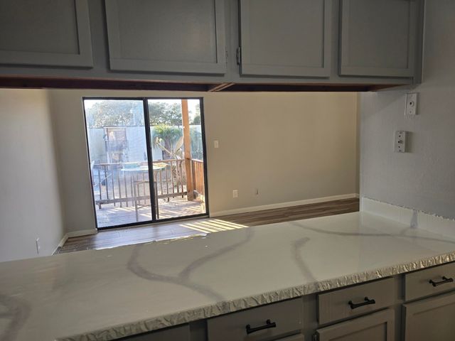 308 SW Miracle Strip Pkwy Parkway 27 C, Fort Walton Beach, FL 32548