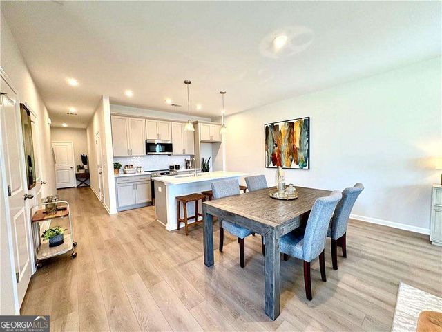 485 Crown Drive, Emerson, GA 30137