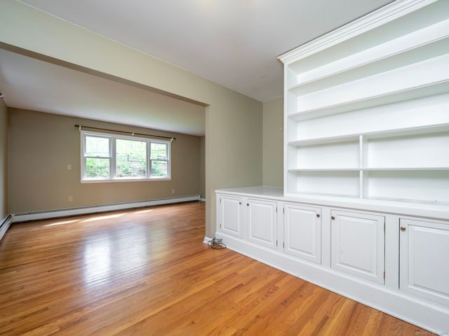 21 Simpaug Turnpike, Redding, CT 06896