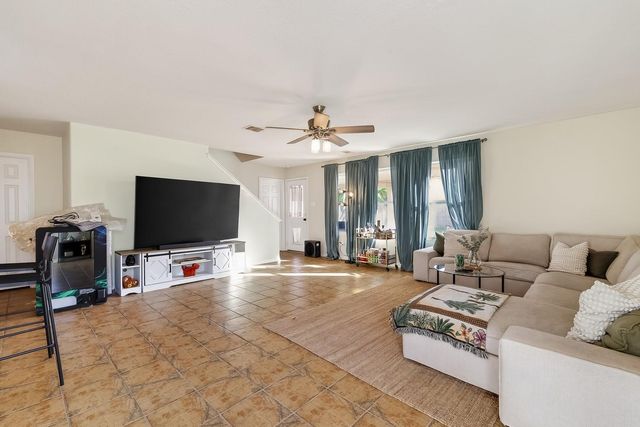 3326 Zephyr Glen Way, Houston, TX 77084