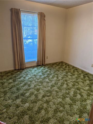 106 Liberty Street, Gatesville, TX 76528