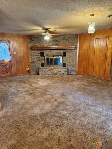 106 Liberty Street, Gatesville, TX 76528