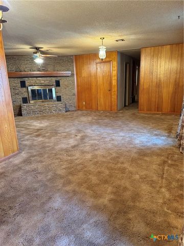 106 Liberty Street, Gatesville, TX 76528