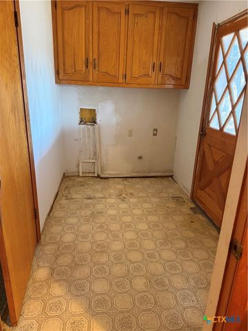 106 Liberty Street, Gatesville, TX 76528