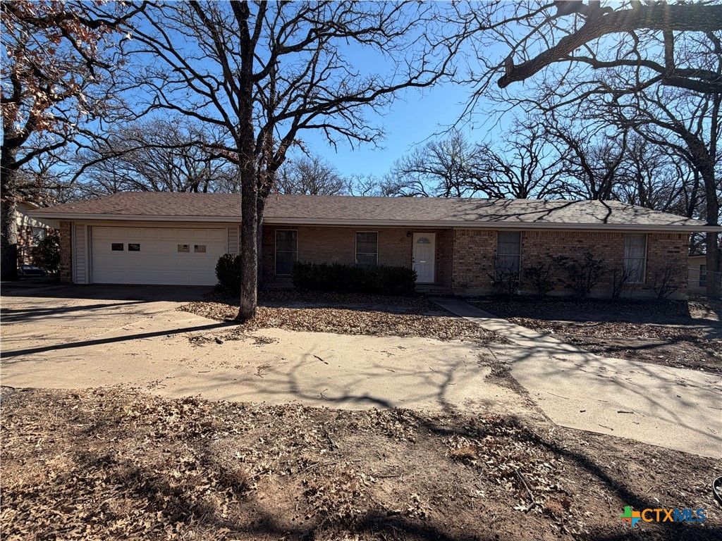 106 Liberty Street, Gatesville, TX 76528