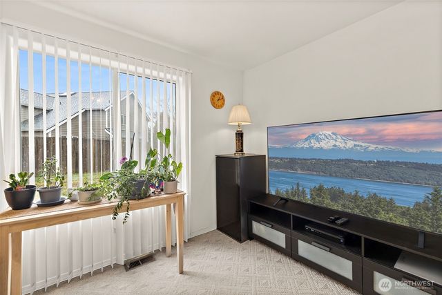 12928 SE 217th Place, Kent, WA 98031