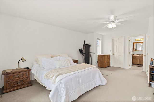12928 SE 217th Place, Kent, WA 98031