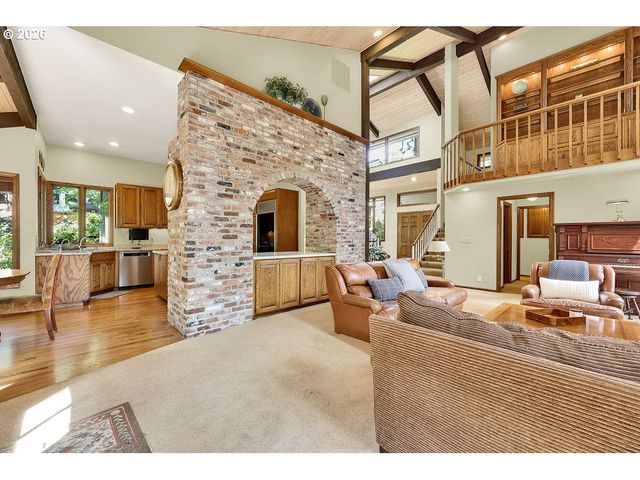 2677 GARFIELD St, Eugene, OR 97405