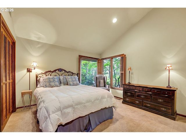 2677 GARFIELD St, Eugene, OR 97405