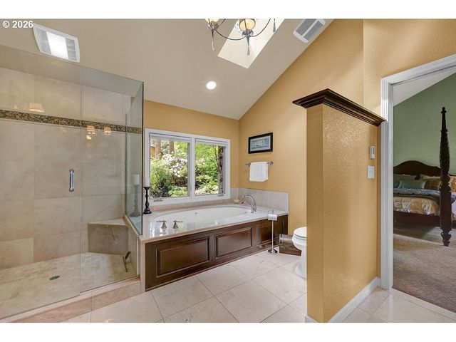 2677 GARFIELD St, Eugene, OR 97405