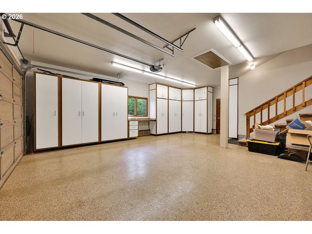 2677 GARFIELD St, Eugene, OR 97405