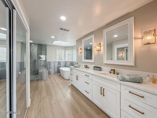 2014 Peninsula Road, Oxnard, CA 93035