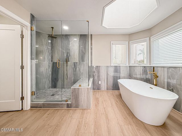 2014 Peninsula Road, Oxnard, CA 93035