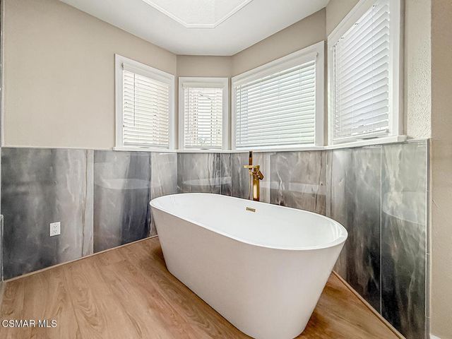 2014 Peninsula Road, Oxnard, CA 93035