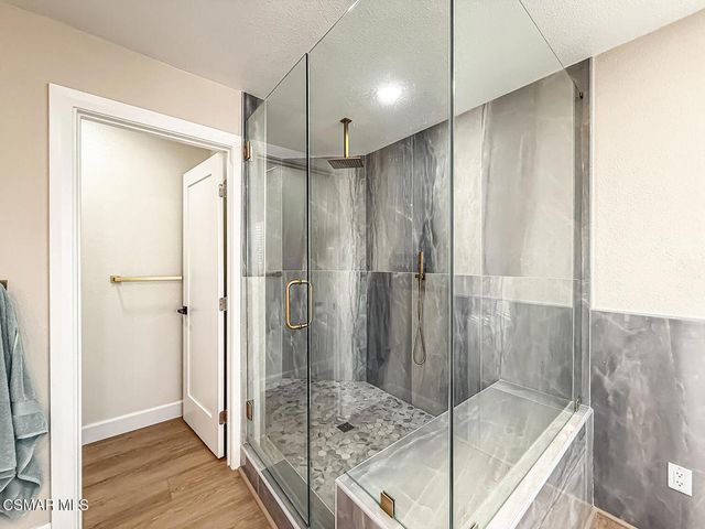 2014 Peninsula Road, Oxnard, CA 93035