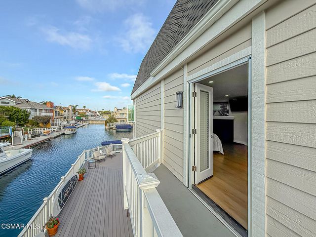 2014 Peninsula Road, Oxnard, CA 93035