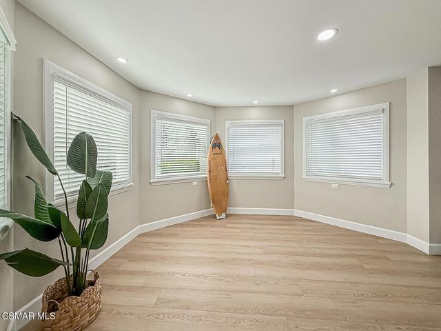 2014 Peninsula Road, Oxnard, CA 93035