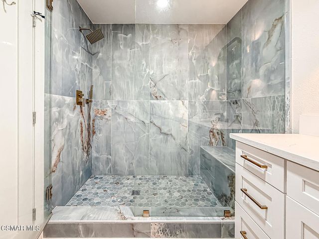 2014 Peninsula Road, Oxnard, CA 93035