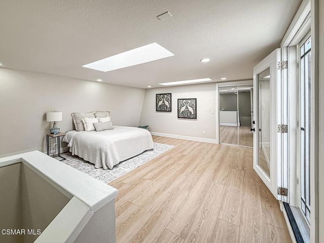 2014 Peninsula Road, Oxnard, CA 93035