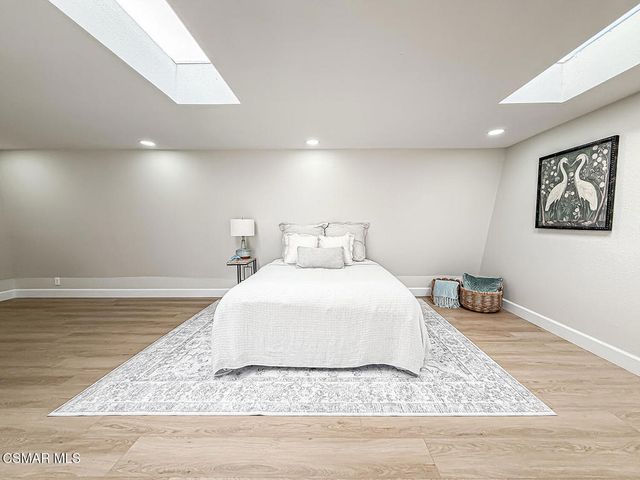 2014 Peninsula Road, Oxnard, CA 93035