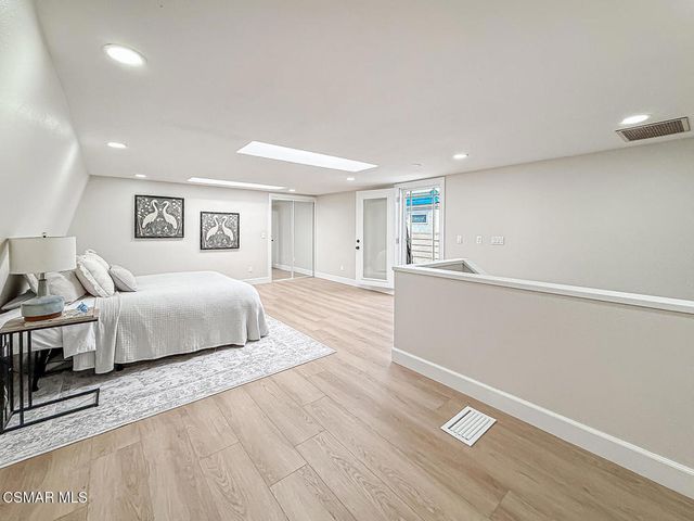 2014 Peninsula Road, Oxnard, CA 93035