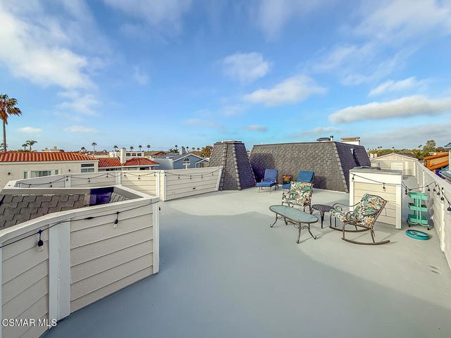 2014 Peninsula Road, Oxnard, CA 93035
