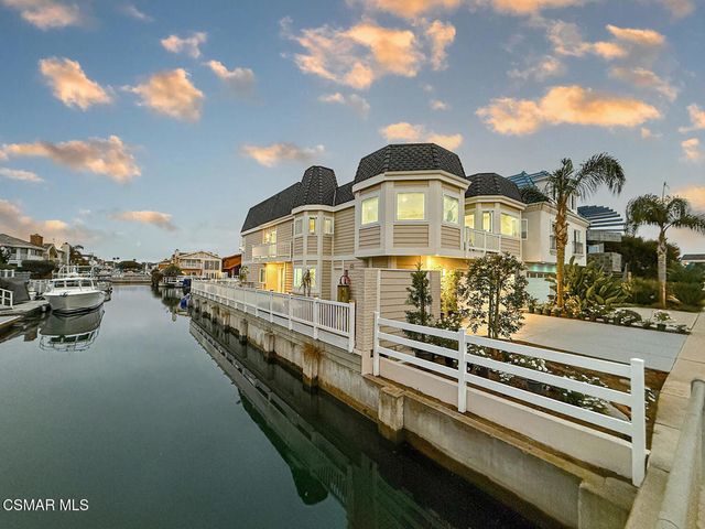 2014 Peninsula Road, Oxnard, CA 93035