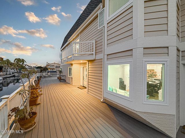 2014 Peninsula Road, Oxnard, CA 93035