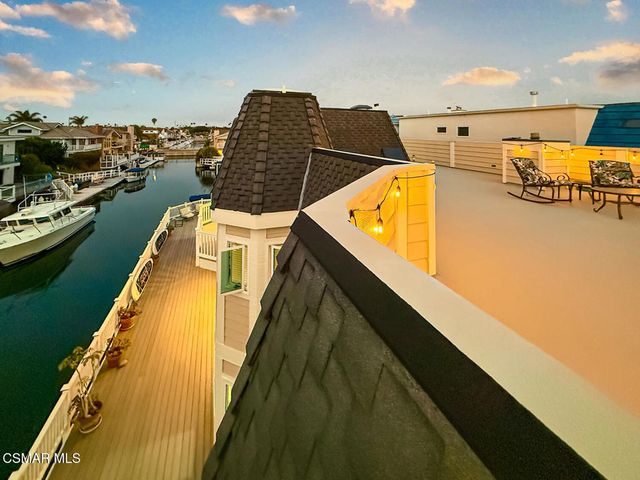 2014 Peninsula Road, Oxnard, CA 93035