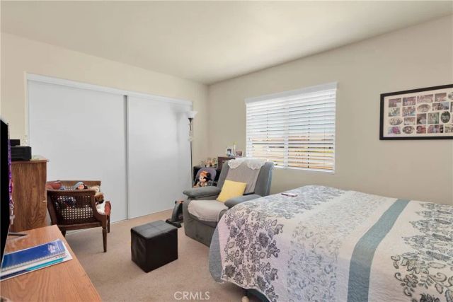 21156 Pinot Court, Apple Valley, CA 92308