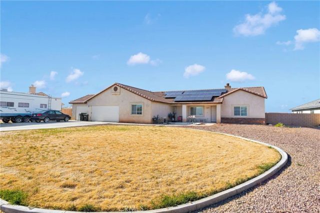 21156 Pinot Court, Apple Valley, CA 92308