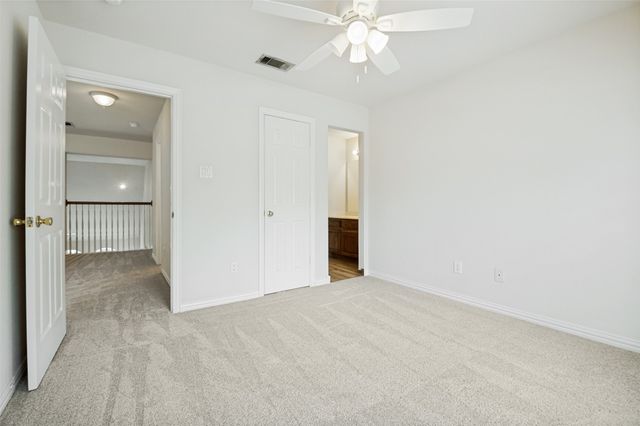 1119 Shallow Bend Drive, Desoto, TX 75115