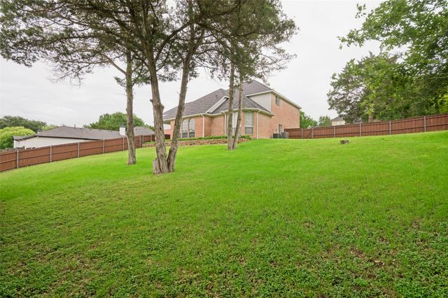1119 Shallow Bend Drive, Desoto, TX 75115