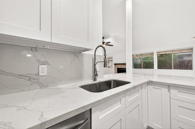2927 Walnut Springs Drive, Katy, TX 77449