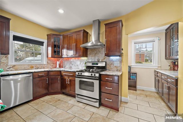 389 Colfax Avenue, Clifton, NJ 07013