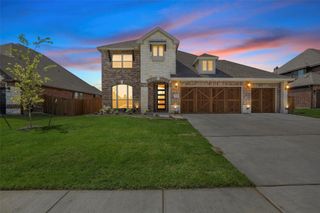 508 Bush Avenue, Waxahachie, TX 75165