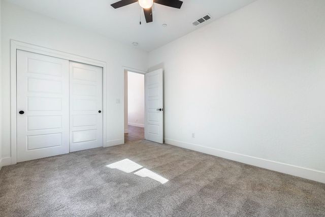 7153 E Harvard Avenue, Fresno, CA 93737