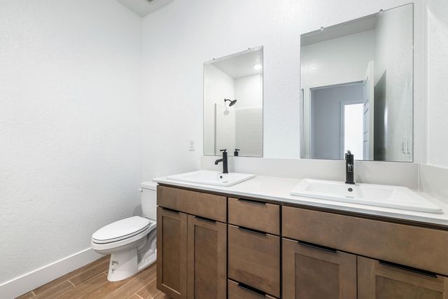 7153 E Harvard Avenue, Fresno, CA 93737