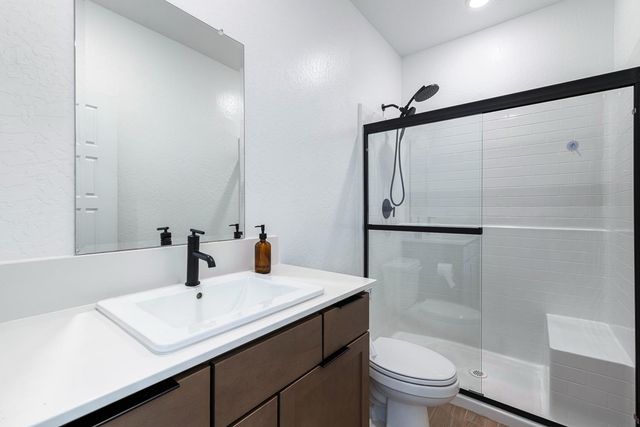7153 E Harvard Avenue, Fresno, CA 93737