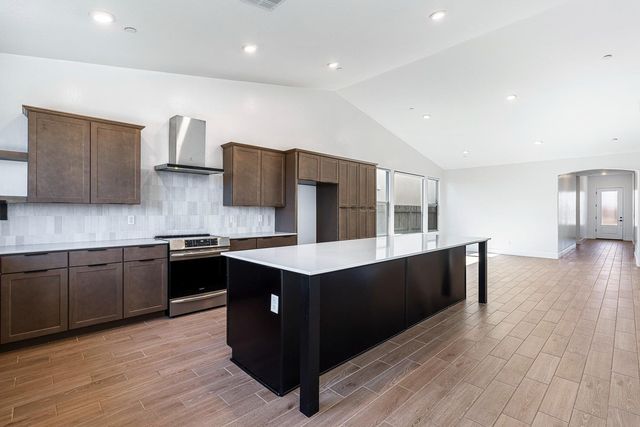 7153 E Harvard Avenue, Fresno, CA 93737