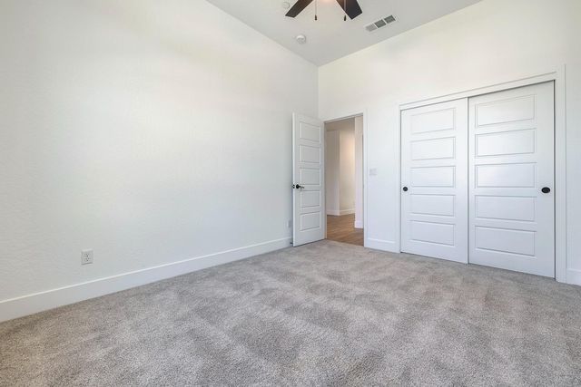 7153 E Harvard Avenue, Fresno, CA 93737