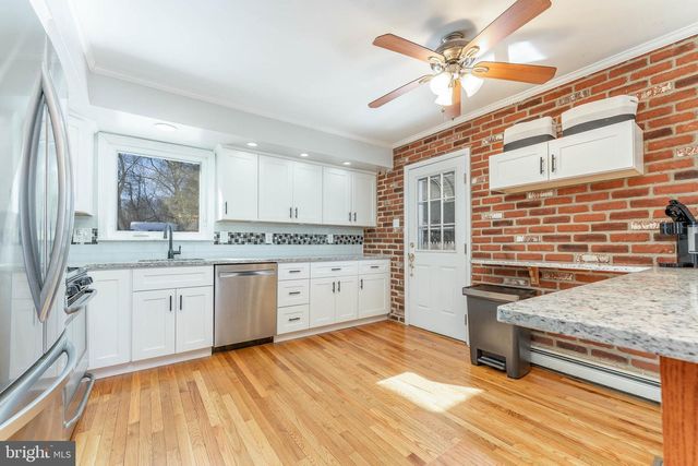 608 DOLORES DR, Broomall, PA 19008