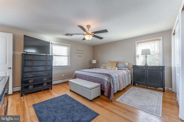 608 DOLORES DR, Broomall, PA 19008