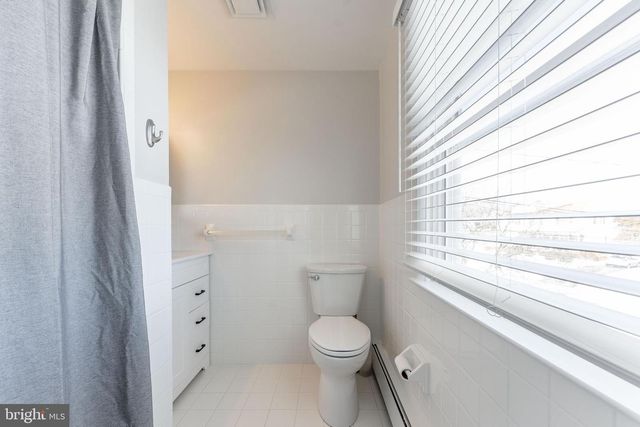 608 DOLORES DR, Broomall, PA 19008