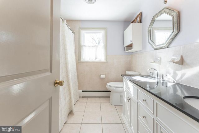 608 DOLORES DR, Broomall, PA 19008