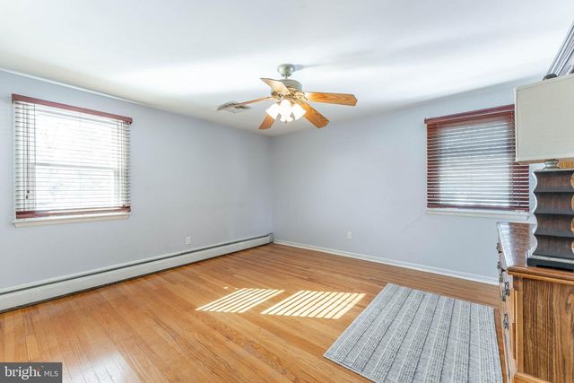 608 DOLORES DR, Broomall, PA 19008