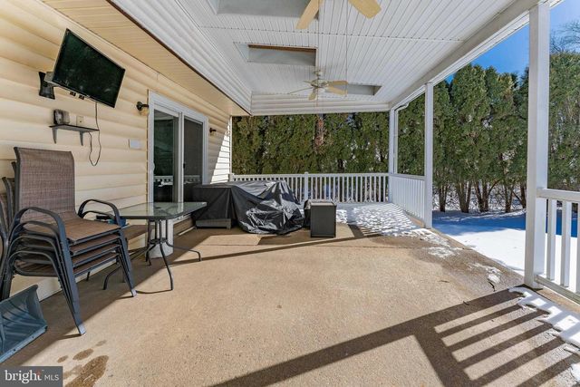 608 DOLORES DR, Broomall, PA 19008