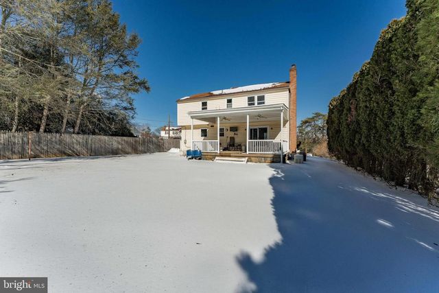 608 DOLORES DR, Broomall, PA 19008