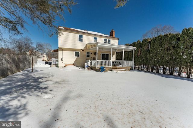 608 DOLORES DR, Broomall, PA 19008